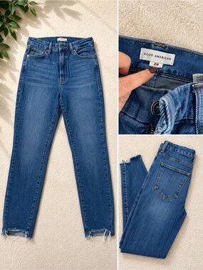 Good American Skinny High-Rise Jeans in Medium Blue Wash